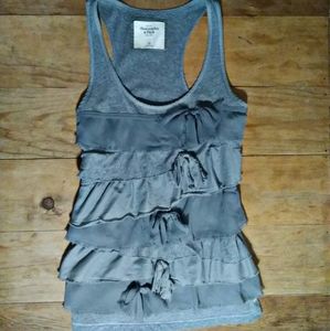 🍀🌸 Abercrombie & Fitch Ruffled Tank Top